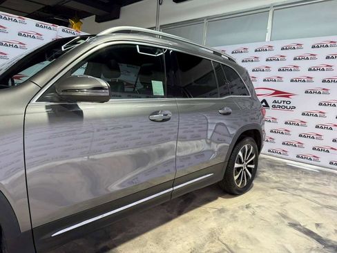 Used 2023 Mercedes-Benz GLB 250 w/ Premium Package image 6