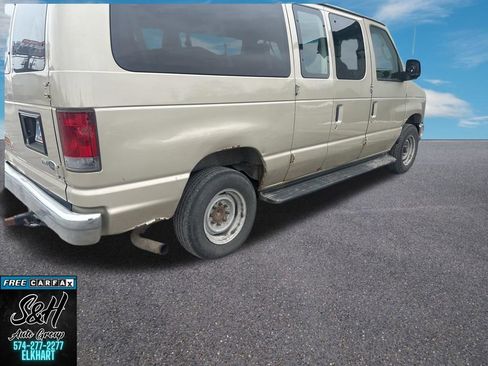 Used 2012 Ford E-350 and Econoline 350 XLT image 7