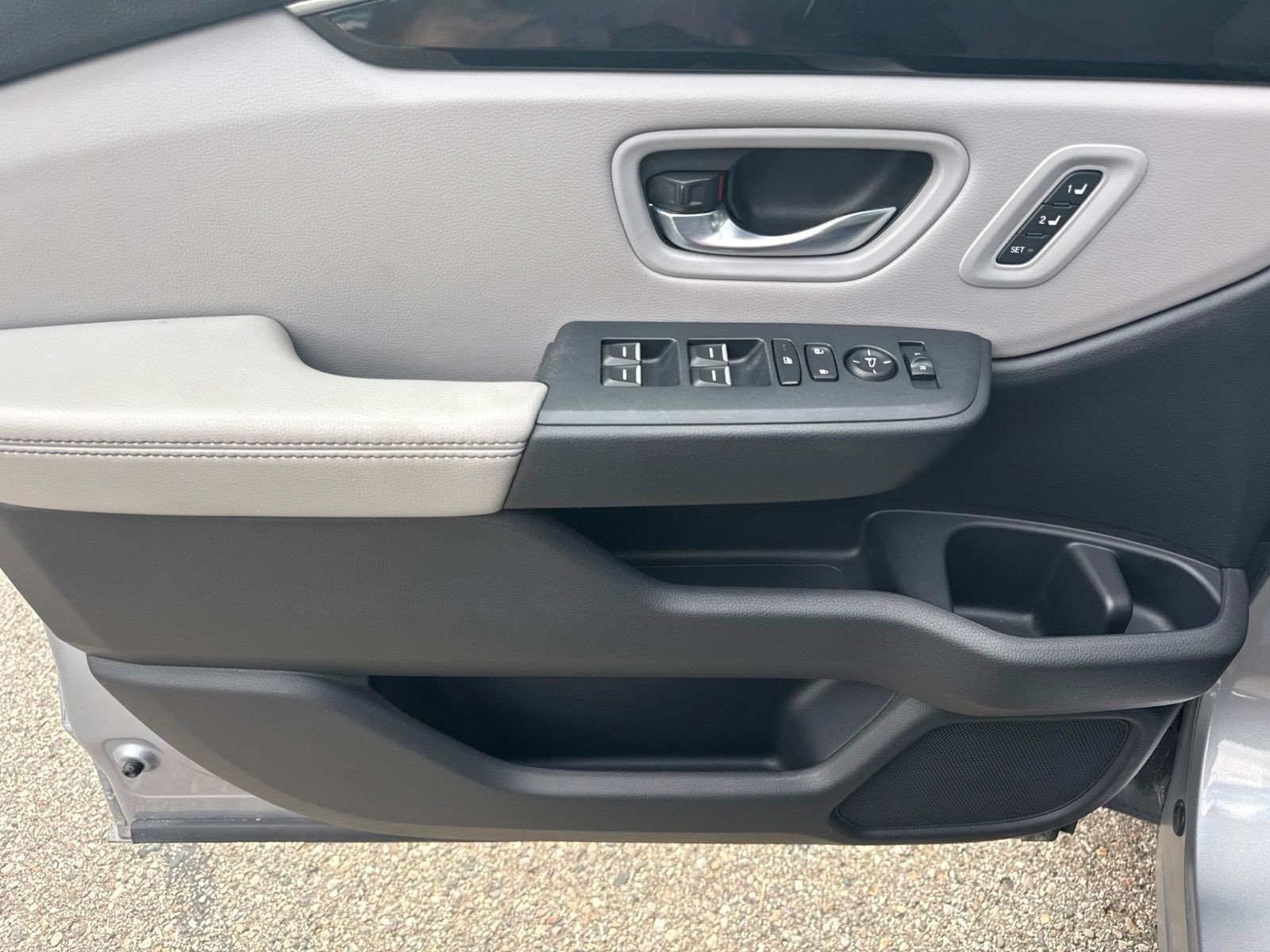 Certified 2023 Honda Pilot Touring image 21