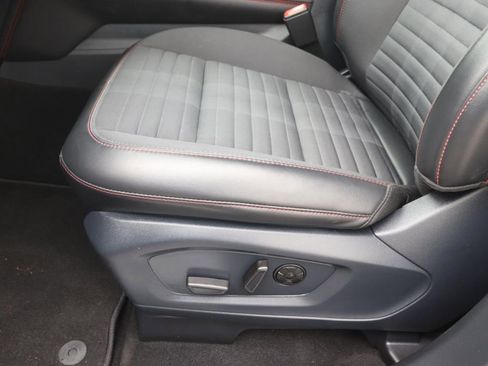 Certified 2025 Ford Explorer ST-Line w/ Premium Package RWD image 17