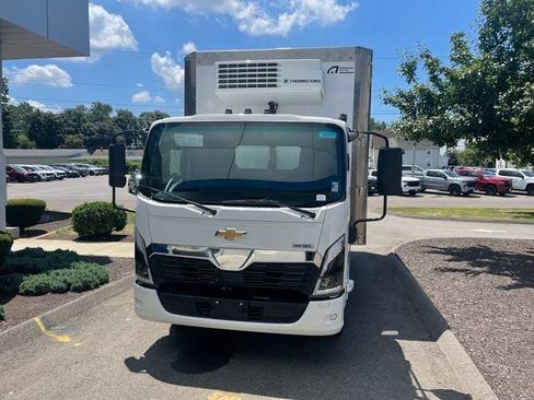 New 2025 Chevrolet Low Cab Forward 4500 XD RWD image 2