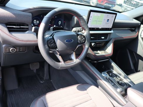 Used 2025 Ford Explorer ST-Line w/ Premium Package AWD/4WD image 5