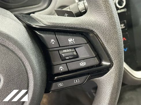 Used 2024 Subaru Crosstrek 2.0i Premium AWD/4WD image 13