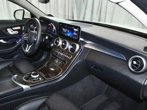 Used 2022 Mercedes-Benz C 300 4MATIC Coupe image 13