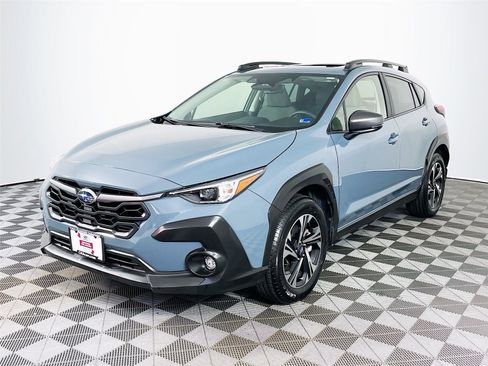 Certified 2025 Subaru Crosstrek 2.0i Premium image 3