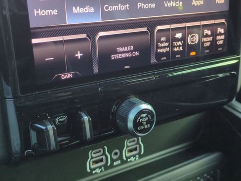 Used 2026 RAM 2500 Laramie image 17