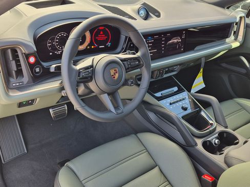 New 2026 Porsche Cayenne S AWD/4WD image 4