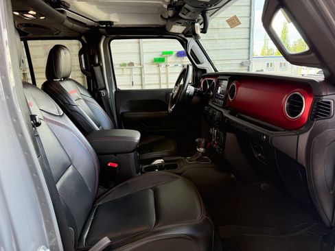Used 2020 Jeep Wrangler Unlimited Rubicon w/ Uconnect 4C Nav & Sound Group AWD/4WD image 10