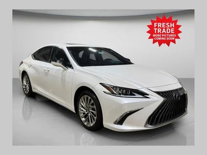 Used 2022 Lexus ES 300h w/ Protection Package (P3)