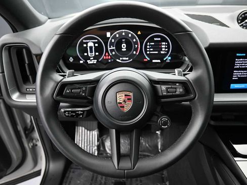 Certified 2026 Porsche Cayenne Coupe AWD/4WD image 9