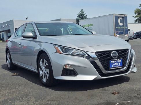 Used 2019 Nissan Altima 2.5 S FWD image 7