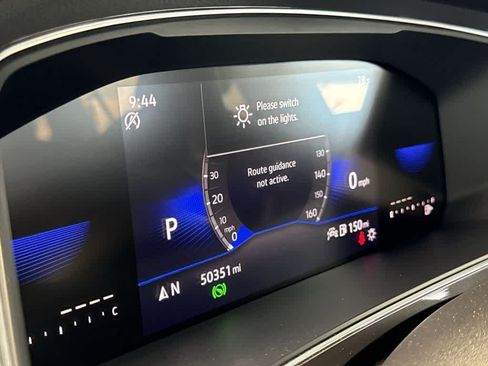 Certified 2023 Volkswagen Tiguan SE R-Line FWD image 16
