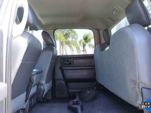 Used 2016 RAM 5500 Tradesman w/ Chrome Appearance Group image 31