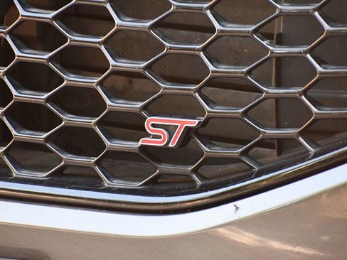 Used 2019 Ford Edge ST w/ Equipment Group 401A image 19