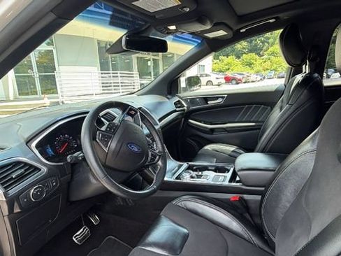Used 2019 Ford Edge ST w/ Convenience Package AWD/4WD image 18