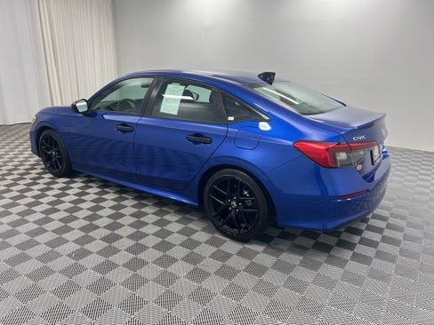 Used 2023 Honda Civic Sport image 7