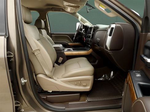 Used 2015 Chevrolet Silverado 3500 LTZ w/ Duramax Plus Package image 17