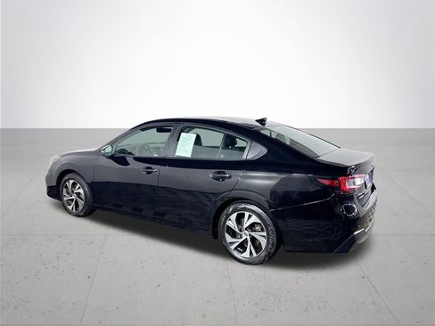 Used 2025 Subaru Legacy Premium image 8