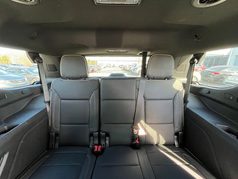 Used 2023 Chevrolet Tahoe Premier image 12