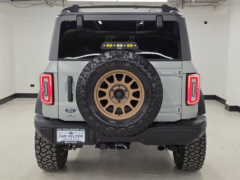 Used 2023 Ford Bronco Badlands image 15