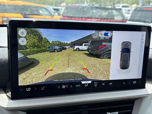 New 2026 Ford Explorer Active w/ Active Comfort Package RWD image 18