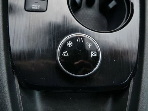 Certified 2023 Nissan Rogue S image 23