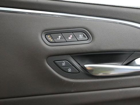 Used 2022 Cadillac Escalade Premium Luxury w/ Touring Package image 58