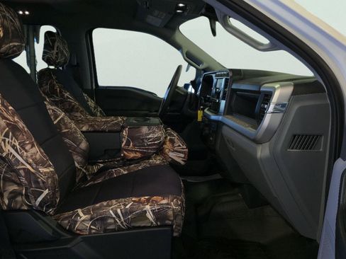 Used 2023 Ford F250 XL w/ FX4 Off-Road Package AWD/4WD image 22