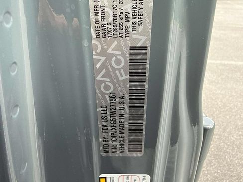 Used 2026 Jeep Wrangler Unlimited Rubicon AWD/4WD image 30