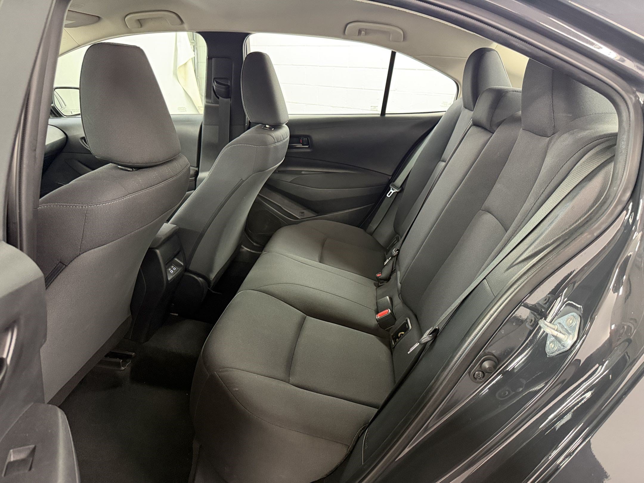 Used 2024 Toyota Corolla LE FWD image 20