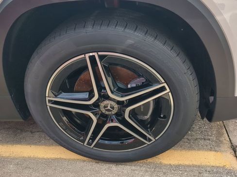 New 2024 Mercedes-Benz GLB 250 GLB 250 image 23