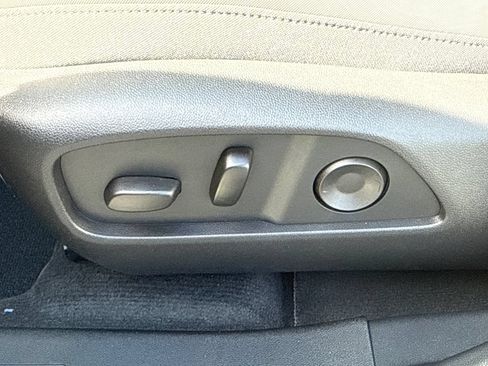 New 2026 GMC Terrain AT4 AWD/4WD image 18
