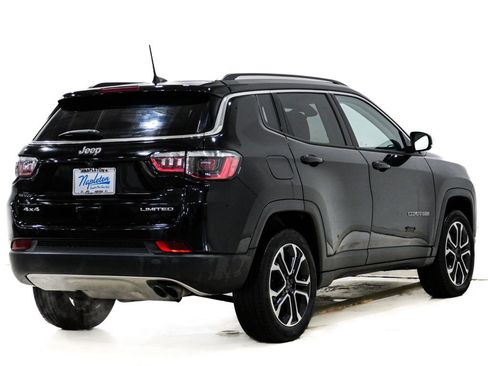 Used 2022 Jeep Compass Limited w/ Sun and Sound Group image 7