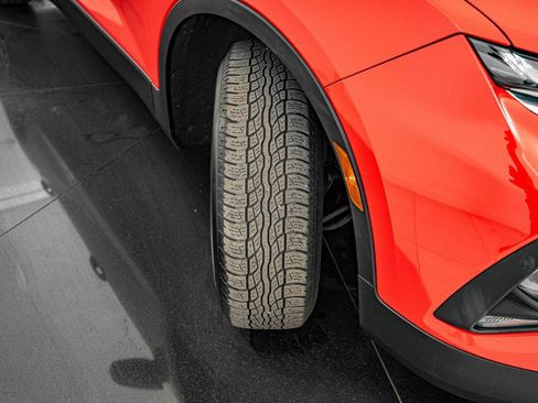 Used 2020 Chevrolet Blazer LT image 39