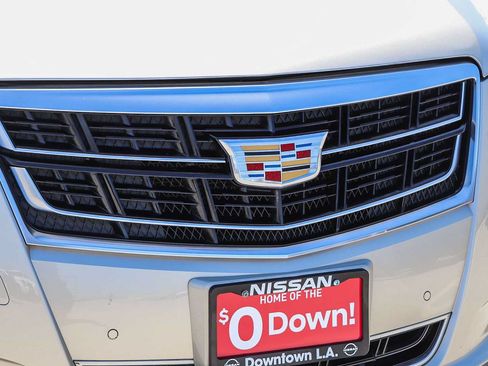 Used 2016 Cadillac XTS Luxury AWD/4WD image 5