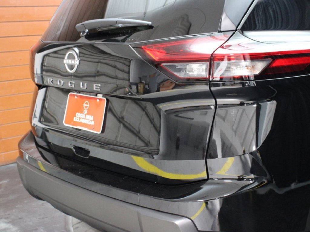 New 2026 Nissan Rogue S FWD image 3