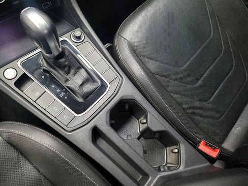 Used 2019 Volkswagen Jetta SEL Premium FWD image 26