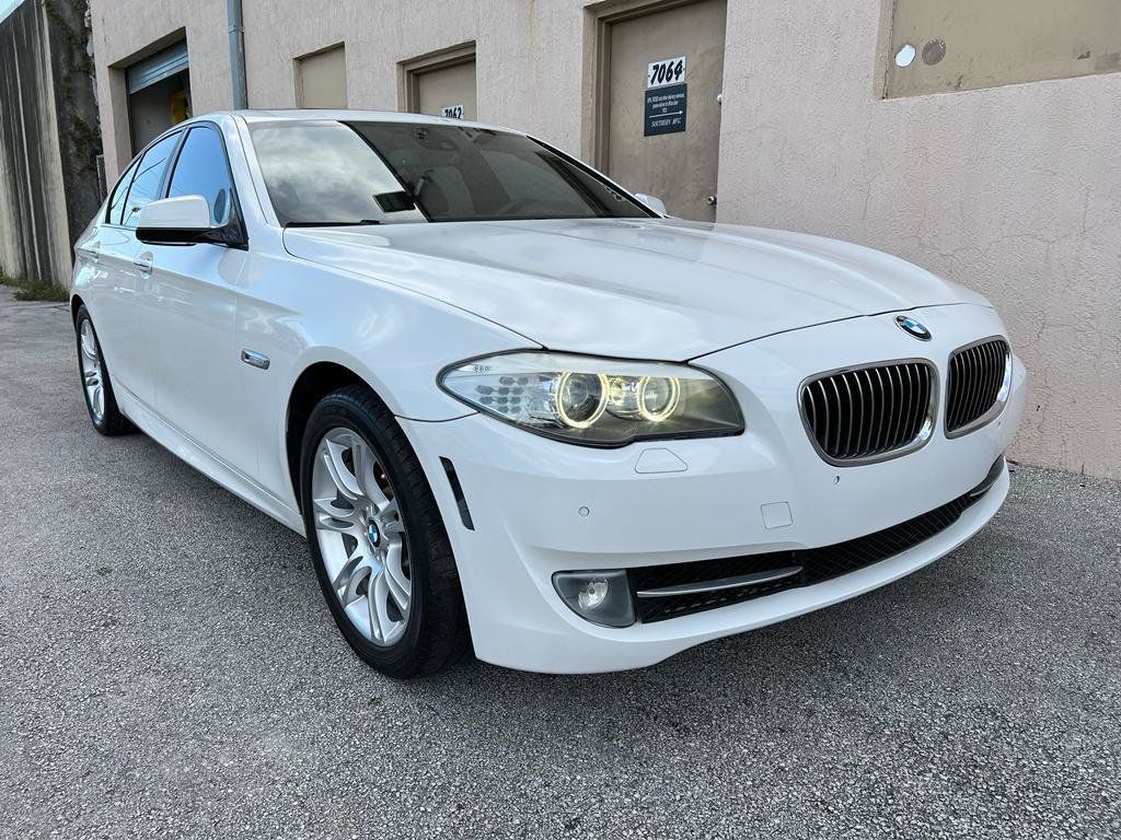 Used 2012 BMW 528i Sedan RWD image 9