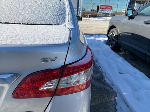 Used 2014 Nissan Sentra SV image 4