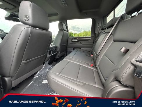New 2026 GMC Sierra 2500 SLT w/ SLT Premium Package AWD/4WD image 12