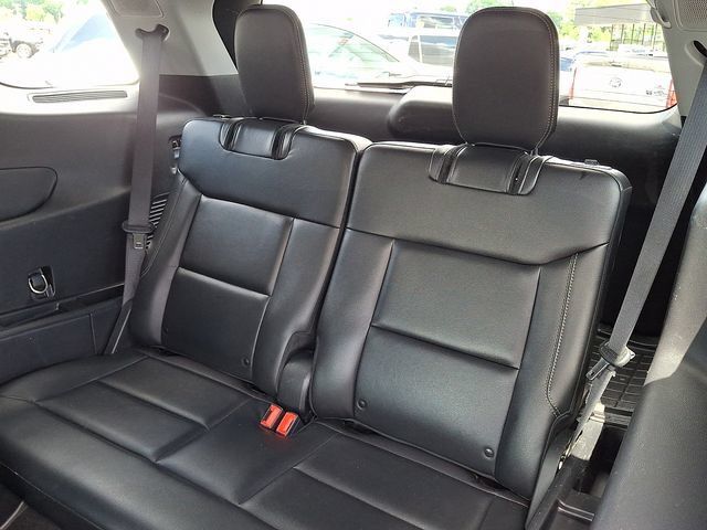 Used 2022 Ford Explorer Limited w/ Equipment Group 301A AWD/4WD image 8