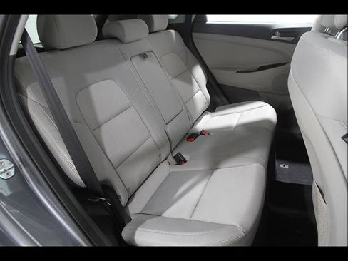 Used 2018 Hyundai Tucson Sport w/ Cargo Package FWD image 16