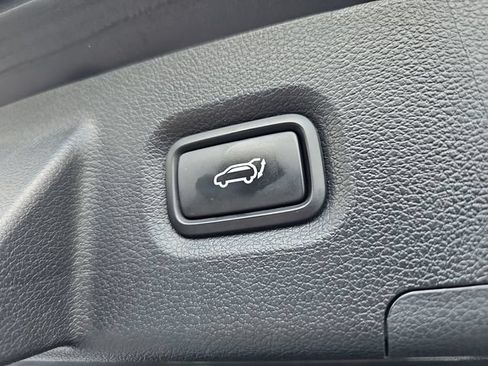 Used 2023 Hyundai Santa Fe SEL AWD/4WD image 13