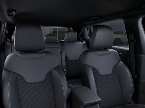 New 2026 Jeep Compass Latitude w/ Quick Order Package 29K image 26