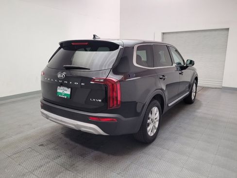 Used 2021 Kia Telluride LX FWD image 9