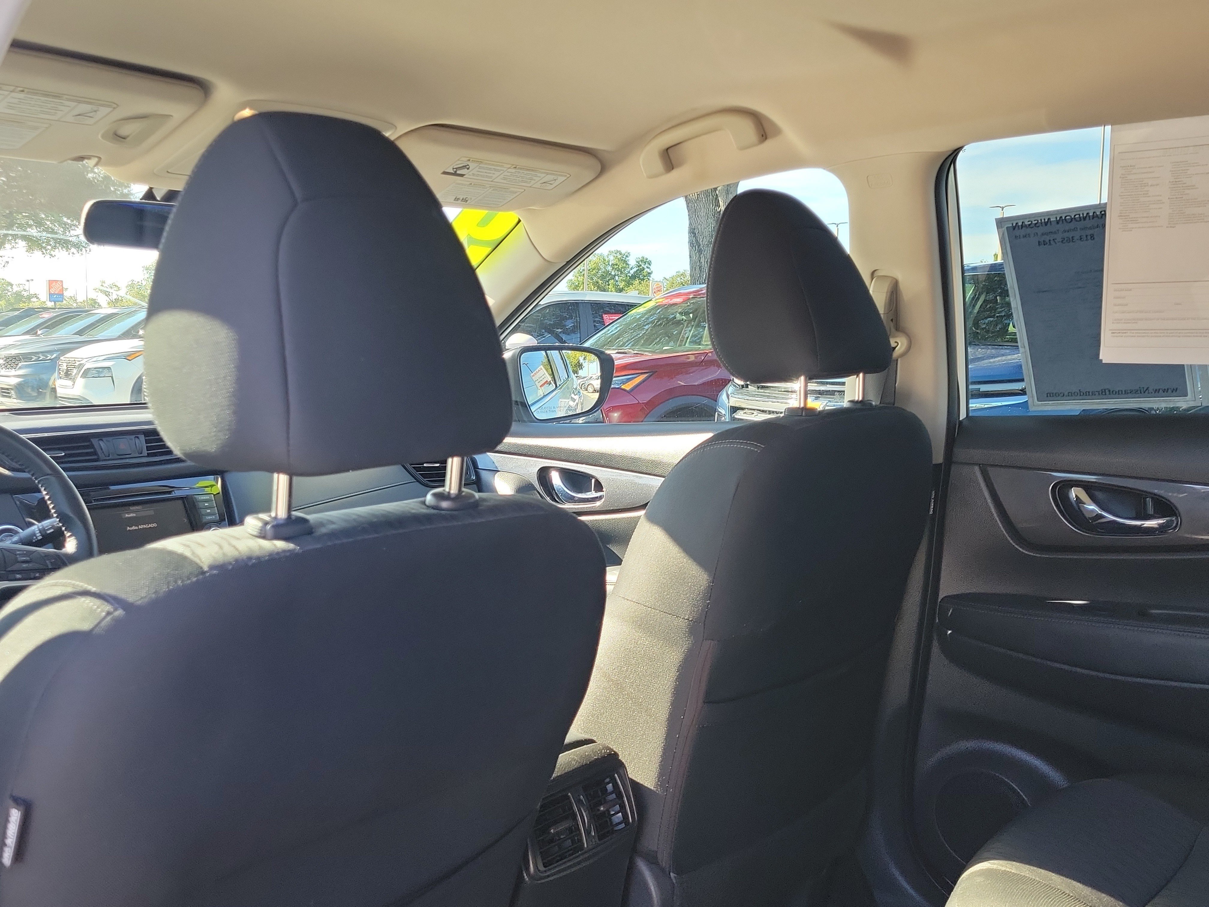 Used 2019 Nissan Rogue SV FWD image 14