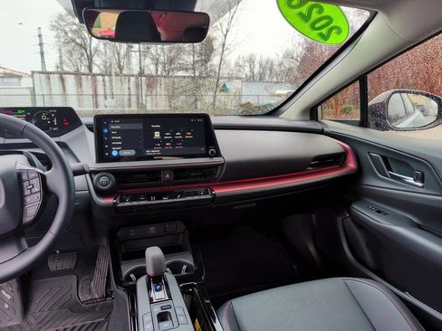 Used 2026 Toyota Prius XSE image 10