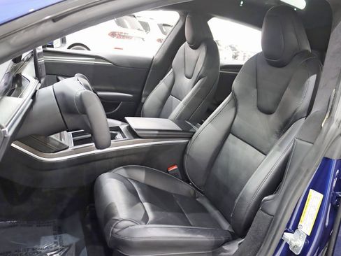 Used 2021 Tesla Model S Plaid image 30