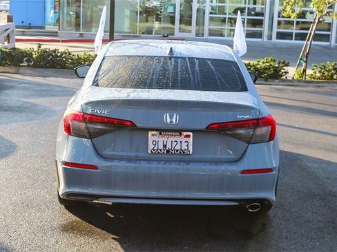 Used 2024 Honda Civic Sport image 6