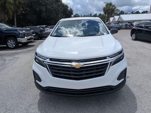 Used 2022 Chevrolet Equinox LS FWD image 9